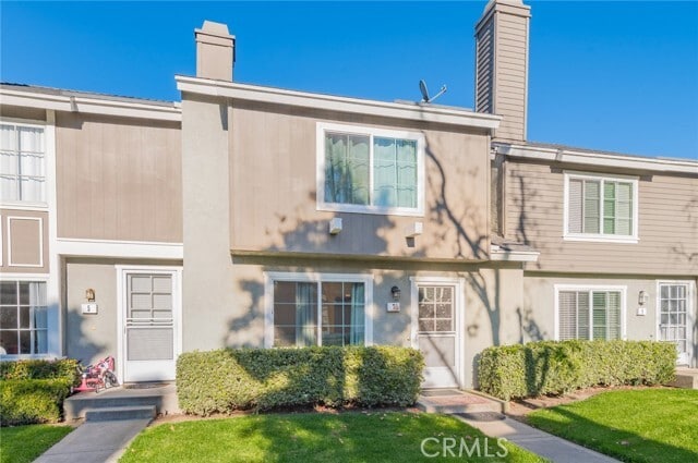 Building Photo - 7 Fairside