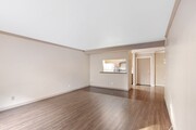 Photo - 5460 White Oak Ave
