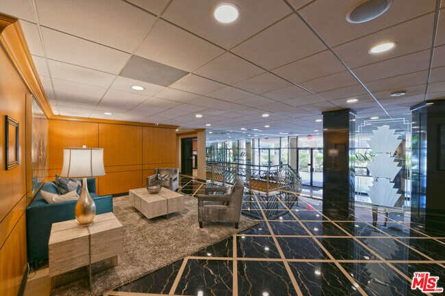 Photo - 100 S Doheny Dr Unit 424