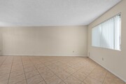 Photo - Spacious 3-Bedroom Townhome Near UCSD & UT...