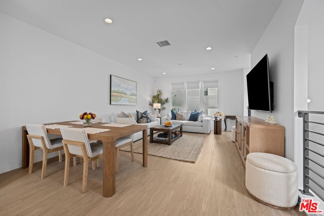 Photo - 10827 W Riverton Ct