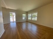 Photo - 5904 San Vicente Blvd Unit 5904