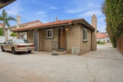Photo - 2118 Ernest Ave