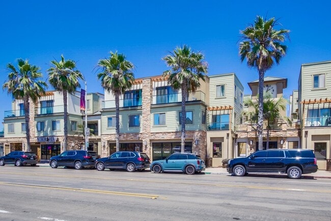 Photo - Steps From The Beach w/ All Utilities Included Available Jan - May 2025 Unit 213