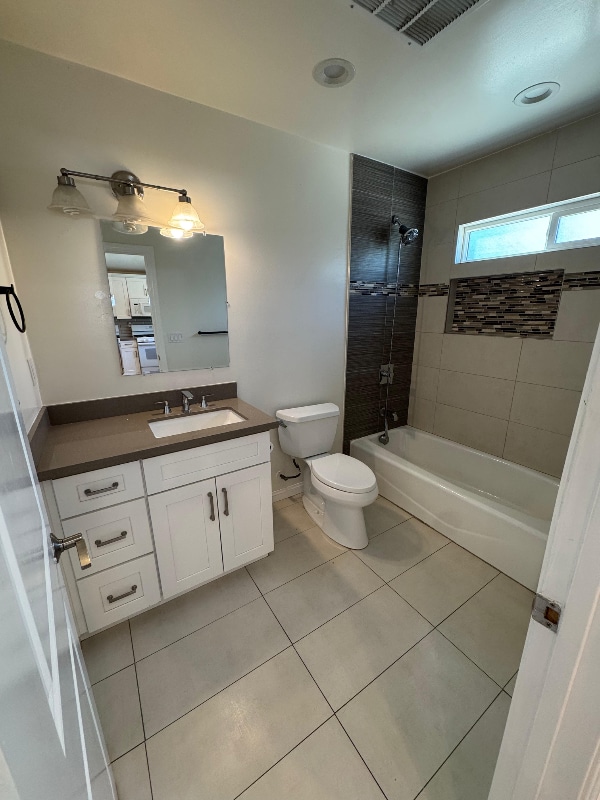 Photo - 22850 Erwin St