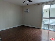 Photo - 633 N Sweetzer Ave Condo Unit 1