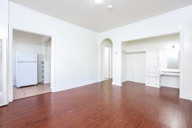 Photo - 21 Westminster Ave