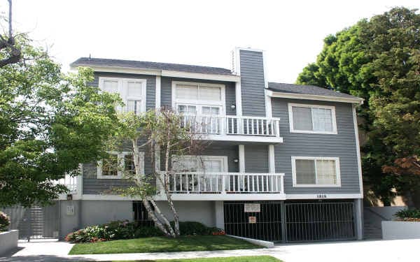 Photo - 1315 S Carmelina Ave