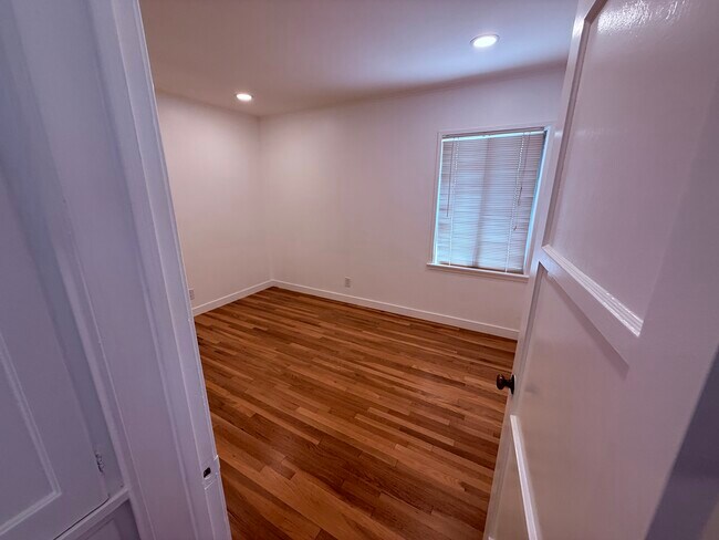 Photo - 12156 Miranda St