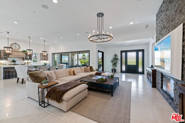 Photo - 55140 Spring Creek Ct