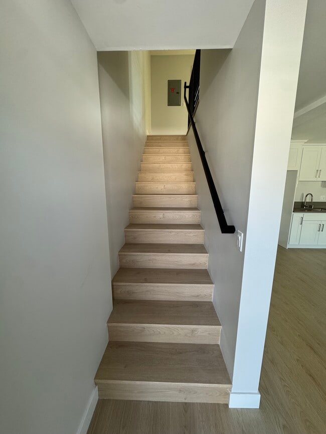 Photo - 8530 Penfield Ave