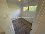 Photo - 926 Newport Ave