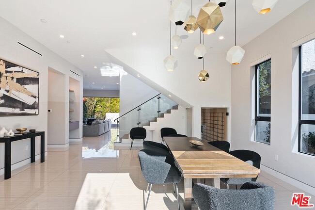 Photo - 6347 Maryland Dr