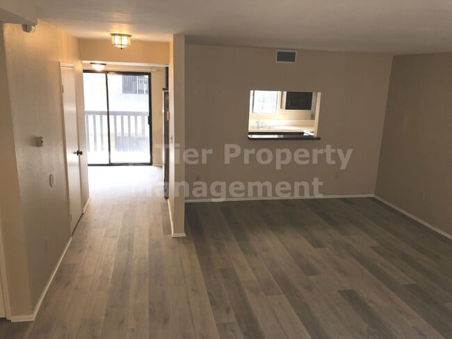 Photo - ***2 Bed / 1.5 Bath Townhome with Attached Garage - Available 03/10***