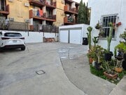 Rear parking - 861 N Alexandria Ave Unit 861