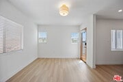 Photo - 5018 1/2 S Harvard Blvd Townhome