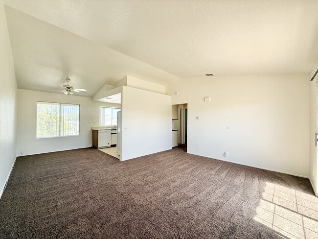 Photo - AVAILABLE NOW !! 2 Bedroom 2 Bathroom Apartment in Bermuda Dunes Unit B