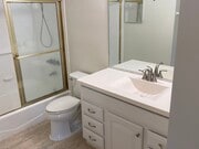 2 Bed 2 Bath (Unit 302) - 350 N Oakhurst Dr