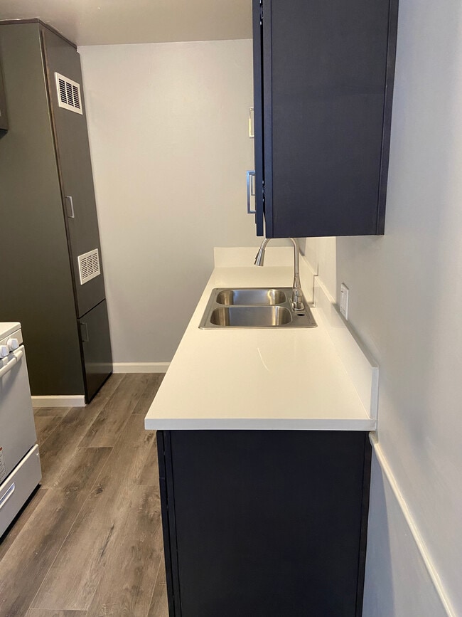 Photo - 12267 Magnolia Blvd Unit 3