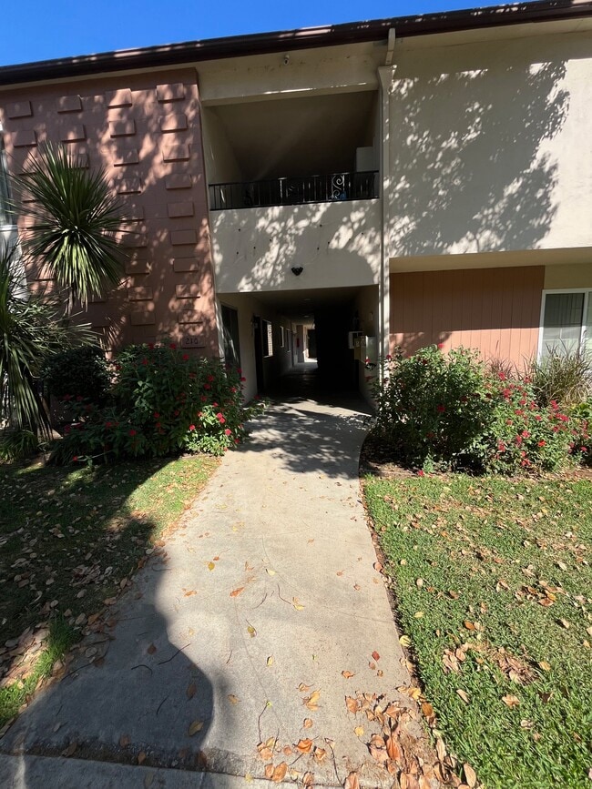 Photo - 210 S Catalina Ave