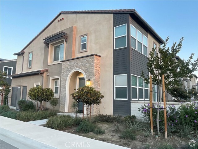 Building Photo - 3601 E Moonlight St Unit 25 Rental