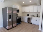 Photo - 22248 Vanowen St
