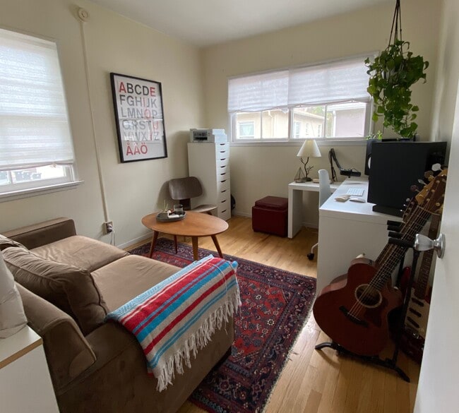 Photo - 1551 Rendall Pl