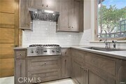 Photo - 530 Drake Rd