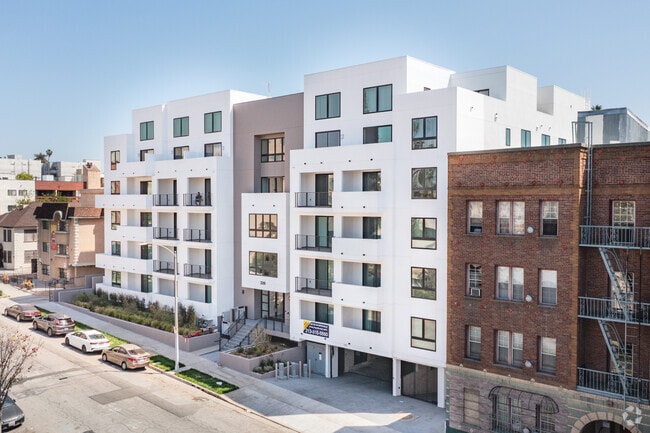 Building Photo - Reno Place Rental
