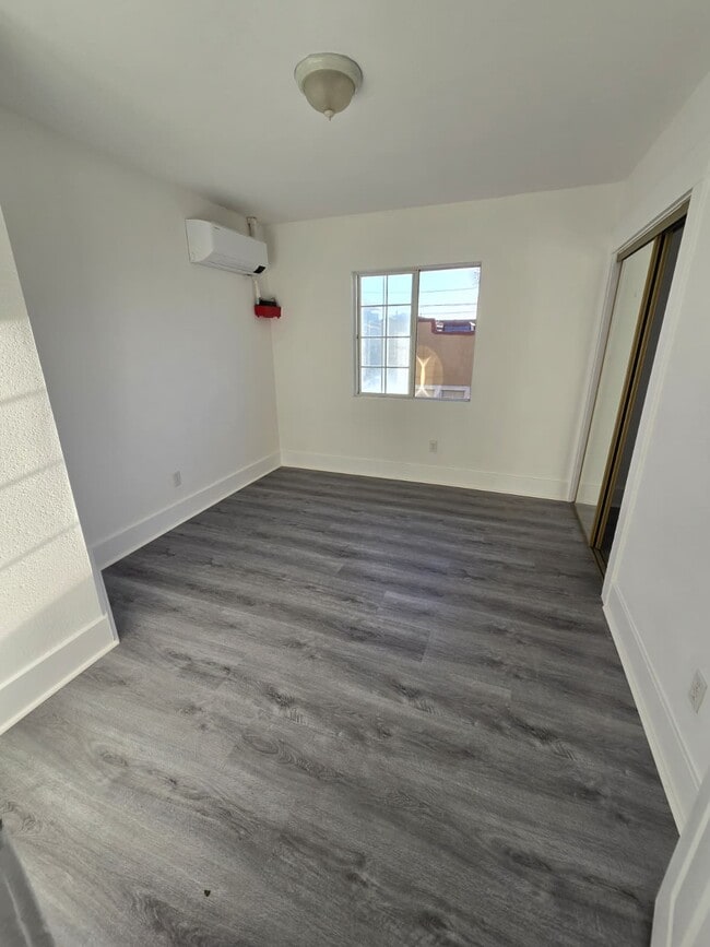 Building Photo - 1052 Orange Ave Rental