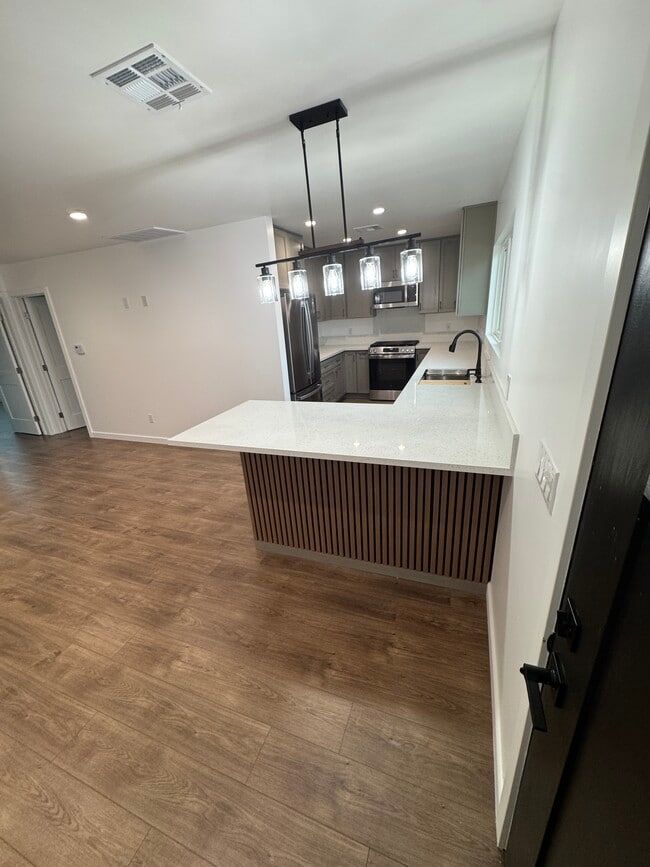 Photo - 11905 Freeman Ave