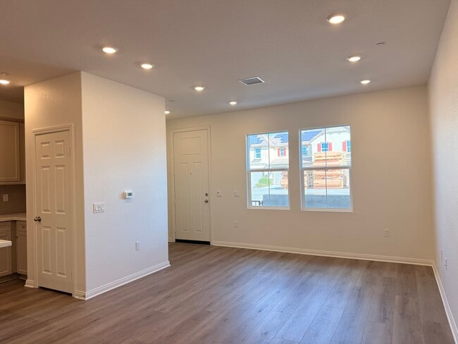 Living Room - 4249 E Rincon St