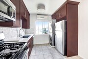Photo - 2 bed / 1 bath apartment in Echo Park is now available - Parking and in-unit laundry! Unit #4