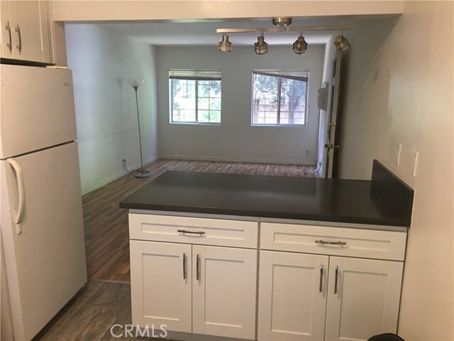 Photo - 4933 Cahuenga Blvd