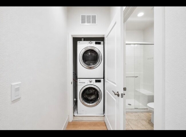 Photo - 24937 Ganymede Way