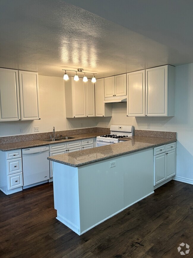 1BR Kitchen - Friendly Hills Villas Rental