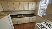 Photo - 743 S Burlington Ave Unit 6
