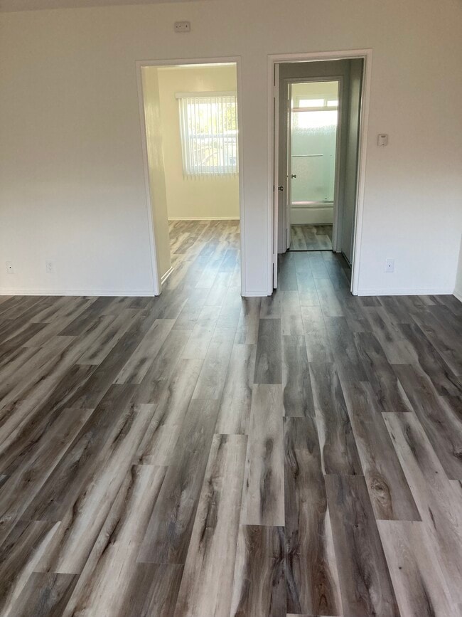 Photo - 10535 National Blvd Unit 5