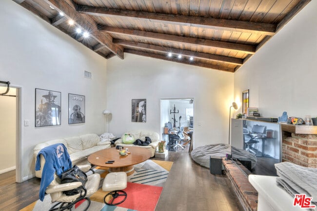 Photo - 4905 Coolidge Ave