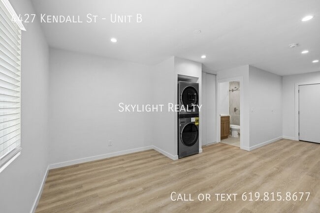 Photo - 4427 Kendall St Unit B