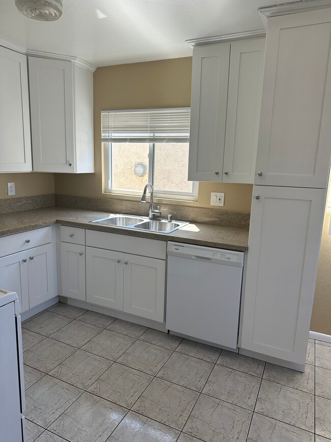 Photo - 683 W 12th St Unit 683 W. 12th Street,  2, San Pedro