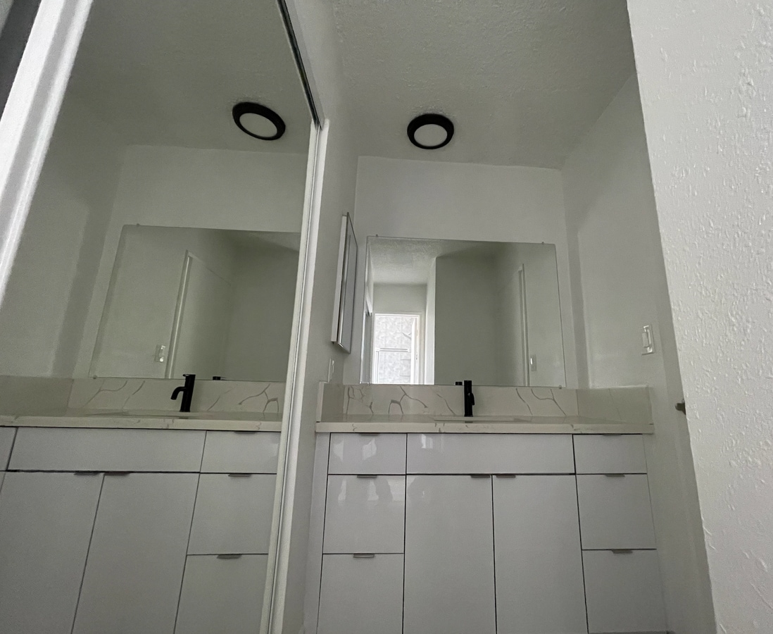 Photo - 6554 La Mirada Ave Unit 28