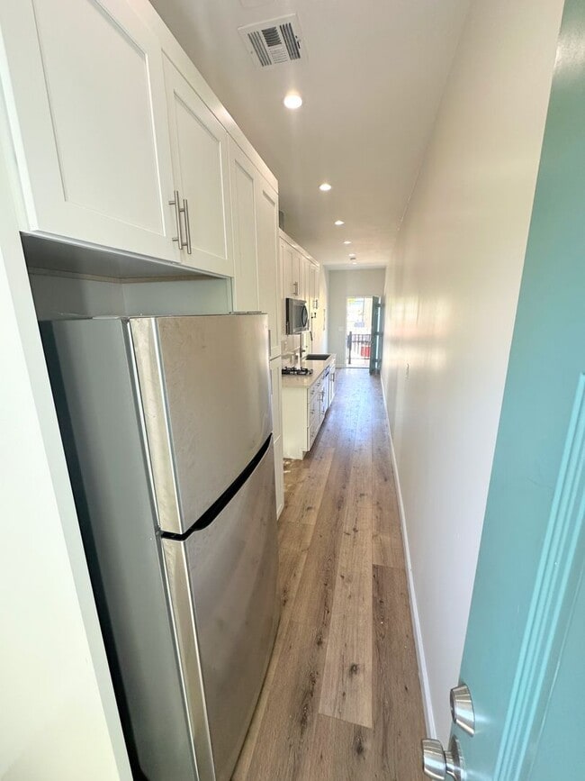 Photo - Cute 2bd/2ba unit near USC and within DPS/... Unit 2937