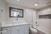 Photo - Newly Renovated 2Bdm 1Ba Apartment ADU Loc...