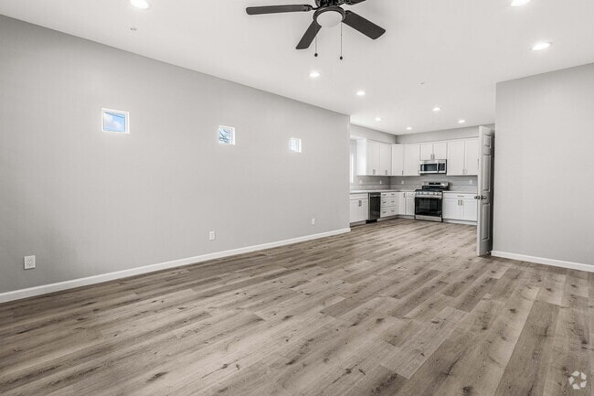Building Photo - 2088 Kearney Ave Rental
