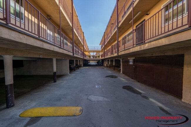 Photo - 10112 Felton Ave