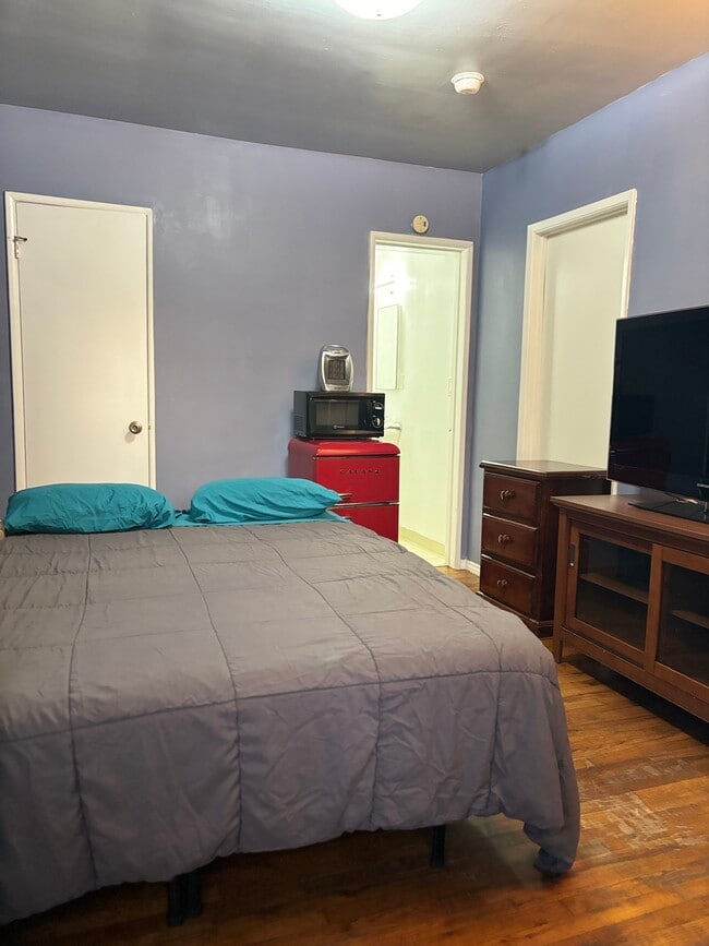 Photo - 11053 1/2 Venice Blvd Unit N/A