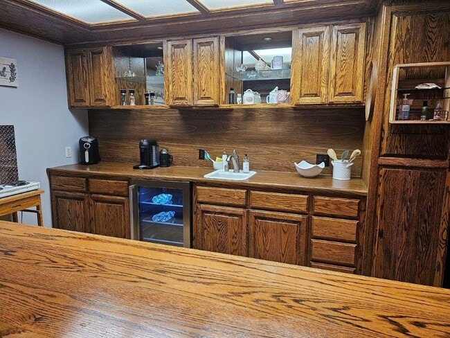 Building Photo - 3934 Alonzo Ave Unit 1 Rental