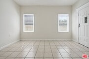Photo - 1464 1/2 W 35th Pl Apartment