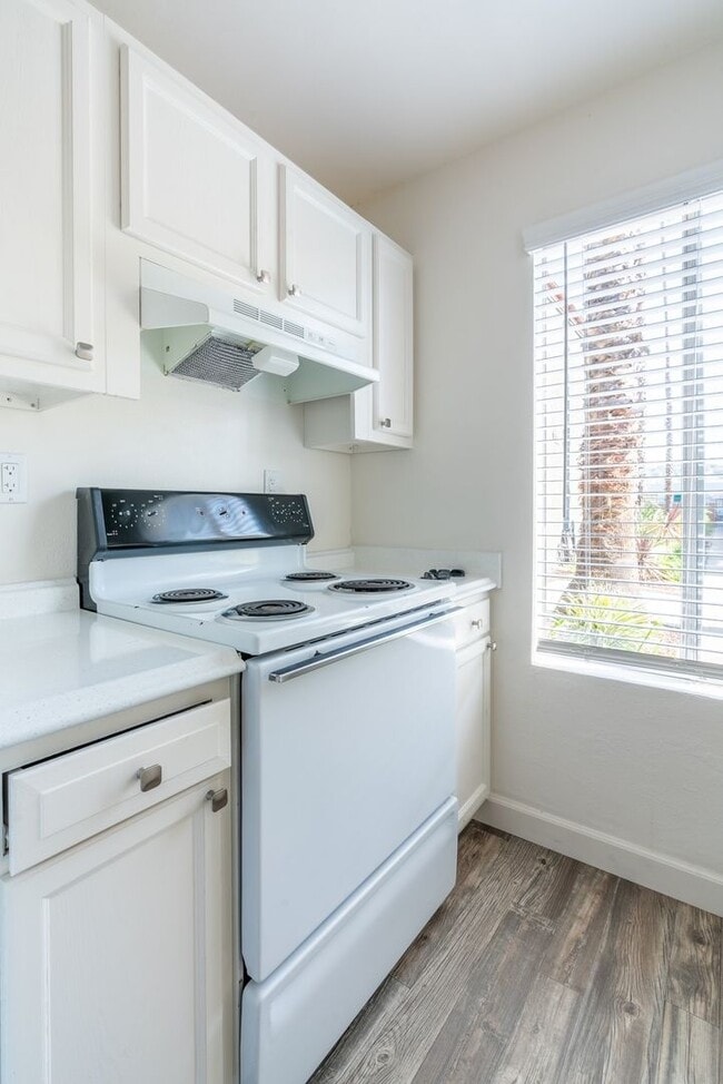 Photo - Greentree Apartments